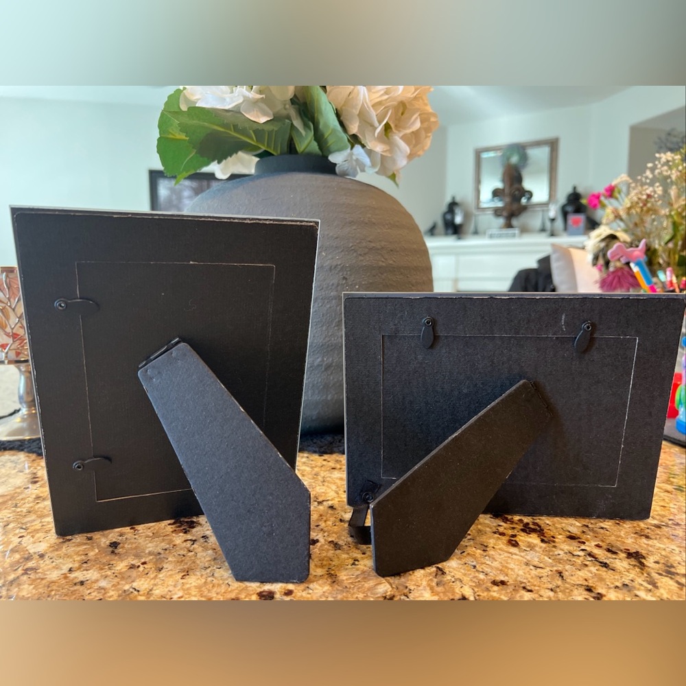 Calenzana 2 Pack 4x6 Picture Frames Sparkle Glass/Mirrored For Tabletop NWOB - Picture 3 of 5